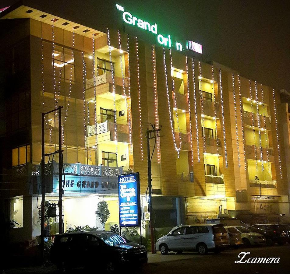 The Grand Orion Hotel Chinhat Zewnętrze zdjęcie