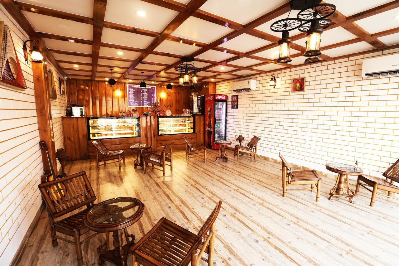 The Grand Orion Hotel Chinhat Zewnętrze zdjęcie
