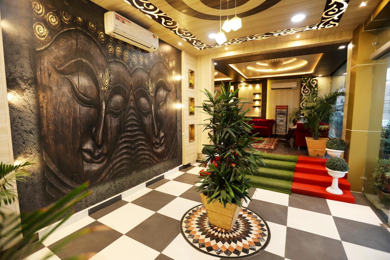 The Grand Orion Hotel Chinhat Zewnętrze zdjęcie