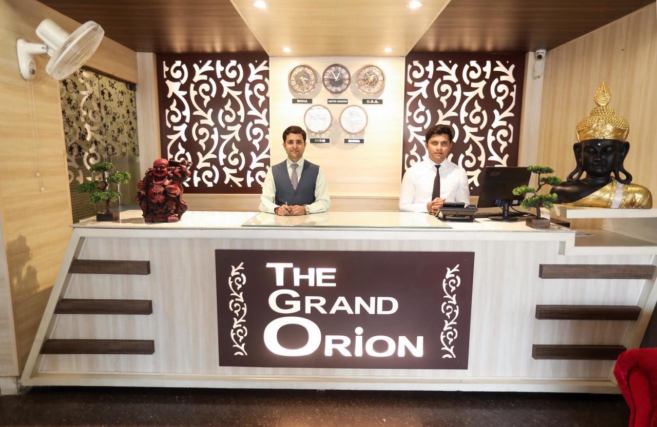 The Grand Orion Hotel Chinhat Zewnętrze zdjęcie